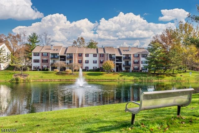 327 Penns Way, Bernards Twp., NJ 07920