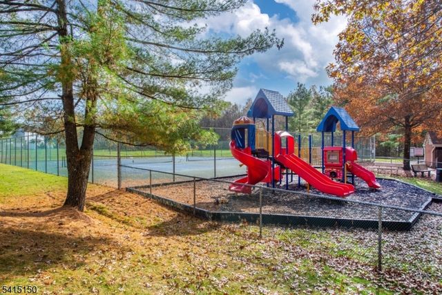 327 Penns Way, Bernards Twp., NJ 07920
