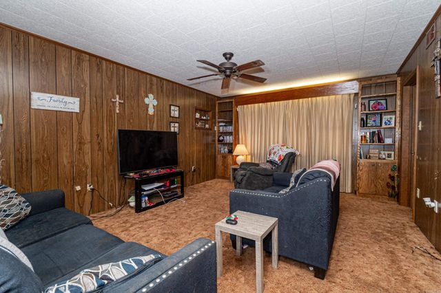 511 W 1st Street, Dierks, AR 71833