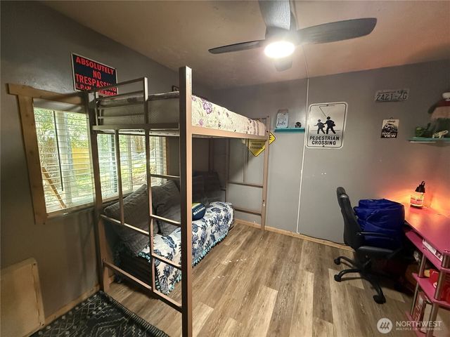 60 N Carp Place N, Hoodsport, WA 98548