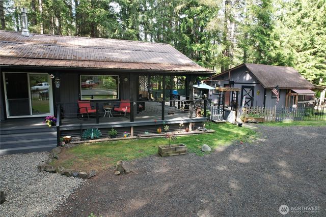 60 N Carp Place N, Hoodsport, WA 98548