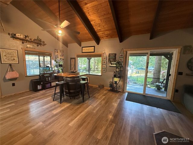 60 N Carp Place N, Hoodsport, WA 98548