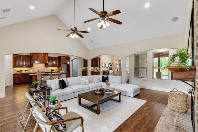 8640 Normandy Way, Argyle, TX 76226