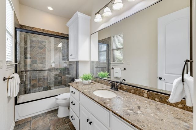 8640 Normandy Way, Argyle, TX 76226