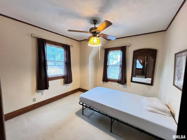 2523 W ROHMANN Avenue, West Peoria, IL 61604