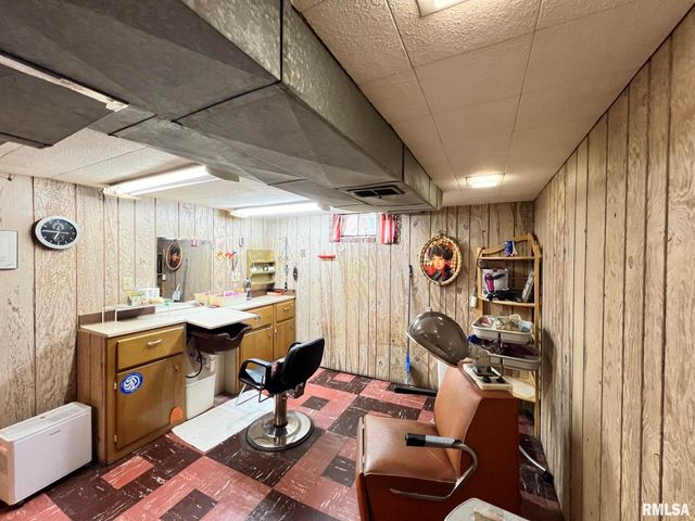2523 W ROHMANN Avenue, West Peoria, IL 61604