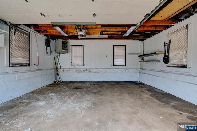 275 Greylock Parkway, Belleville, NJ 07109