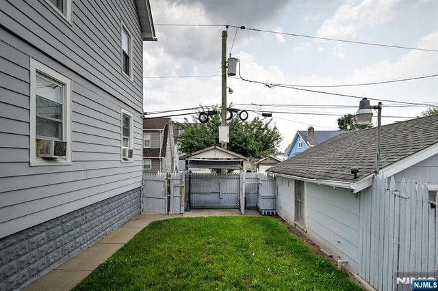 275 Greylock Parkway, Belleville, NJ 07109