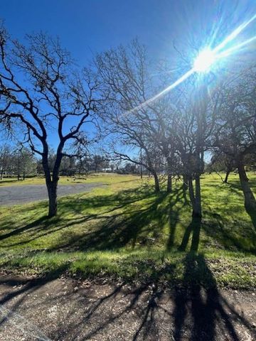 17426 Deer Hill Road, Hidden Valley Lake, CA 95467