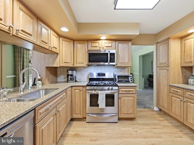 1227 KRESSON RD, Cherry Hill, NJ 08003