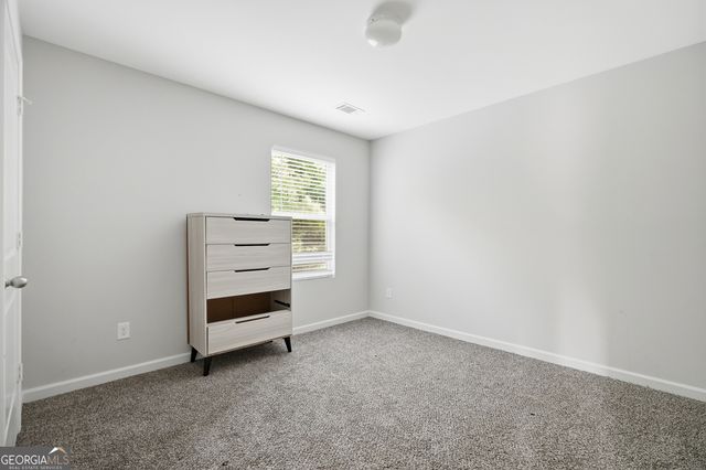 2024 S Sawgrass Drive E, Hampton, GA 30228