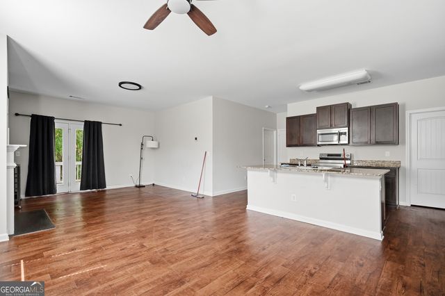 2024 S Sawgrass Drive E, Hampton, GA 30228