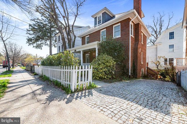 3834 MCKINLEY ST NW, Washington, DC 20015