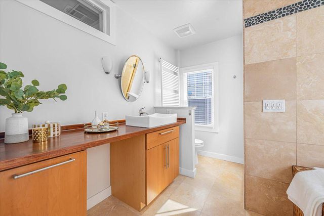 3834 MCKINLEY ST NW, Washington, DC 20015
