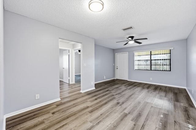 1565 W 28th Street A, Riviera Beach, FL 33404