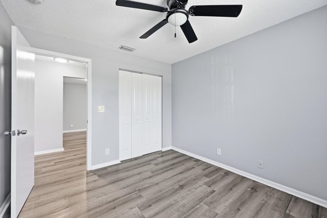 1565 W 28th Street A, Riviera Beach, FL 33404