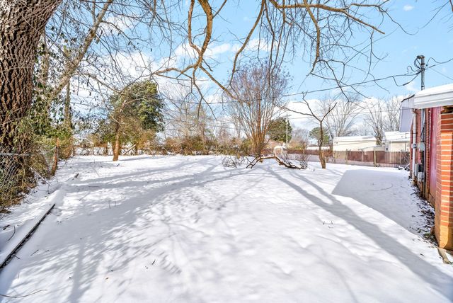 3 Garth Dr, Clarksville, TN 37040