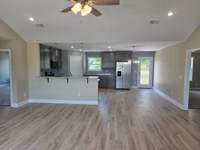 3385 Black River Road, Dalzell, SC 29040