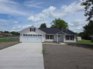 3385 Black River Road, Dalzell, SC 29040
