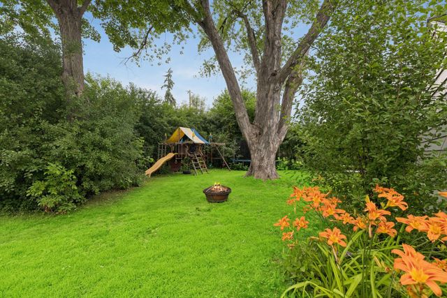 1445 Larpenteur Avenue W, Falcon Heights, MN 55113