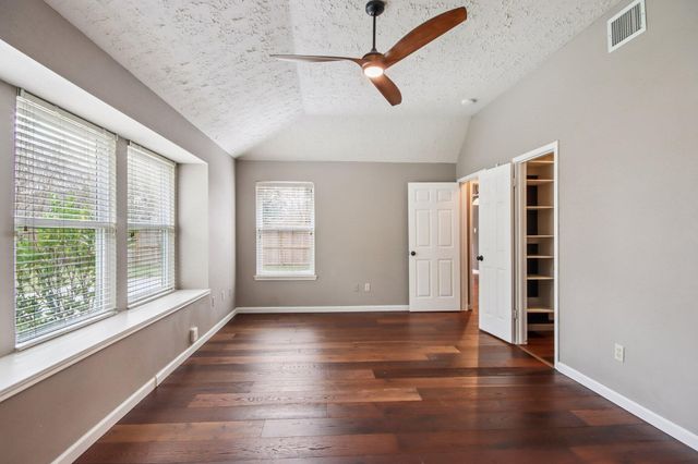 14407 Sun Harbor Drive, Houston, TX 77062