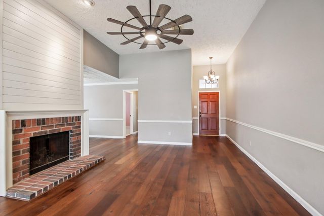 14407 Sun Harbor Drive, Houston, TX 77062