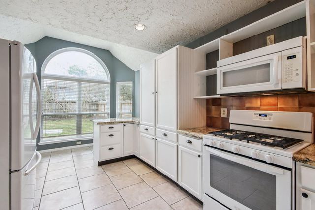 14407 Sun Harbor Drive, Houston, TX 77062