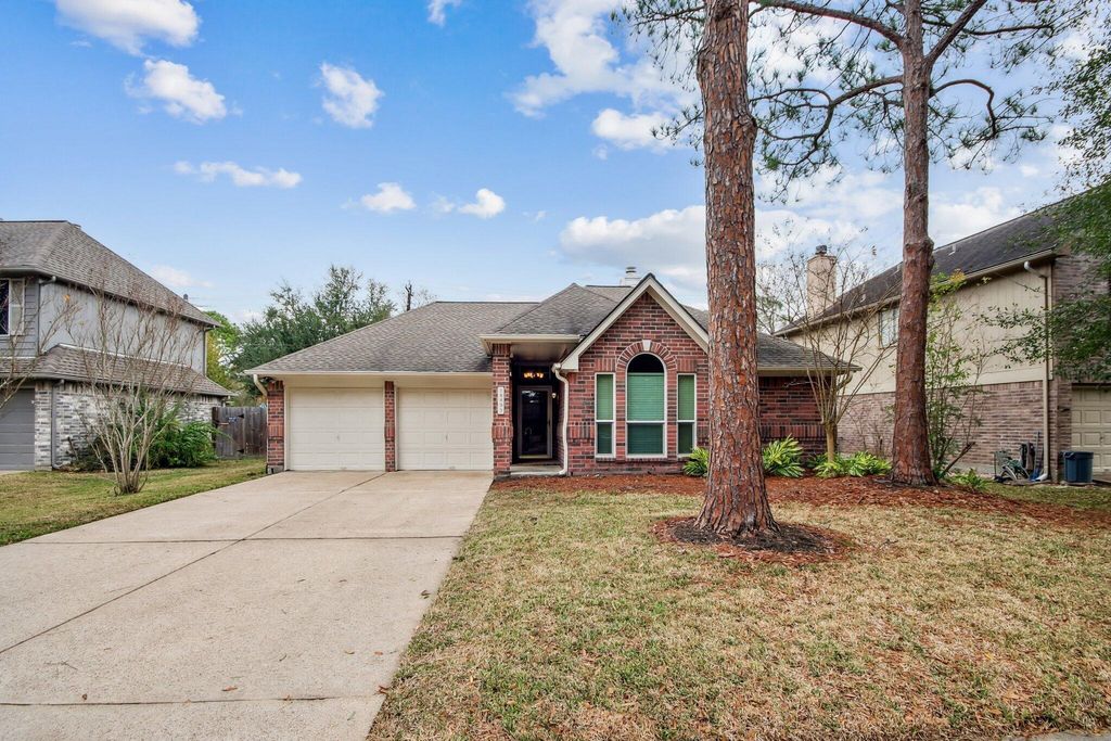 14407 Sun Harbor Drive, Houston, TX 77062