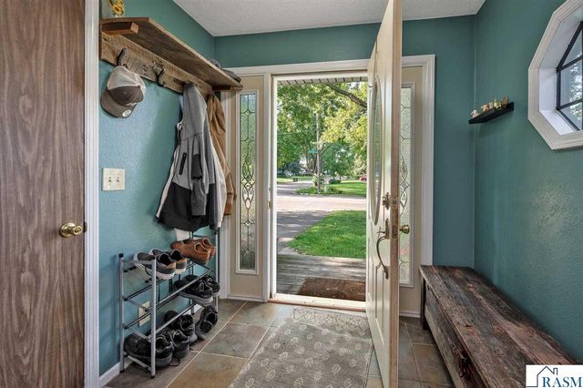 216 Haynes Street, Mankato, MN 56001