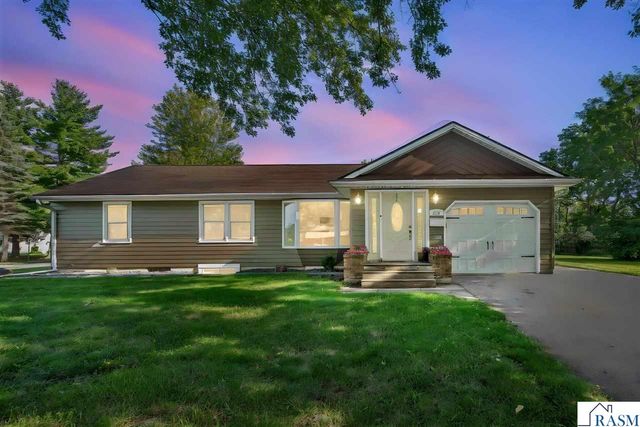 216 Haynes Street, Mankato, MN 56001