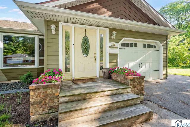 216 Haynes Street, Mankato, MN 56001