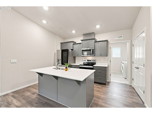 1605 Ne 122ND Ct, Vancouver, WA 98684