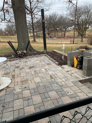 2113 Pincian Drive, Fenton, MO 63026