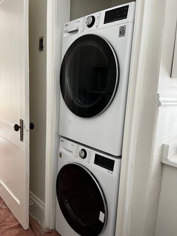 67 Green St 67, Brookline, MA 02446