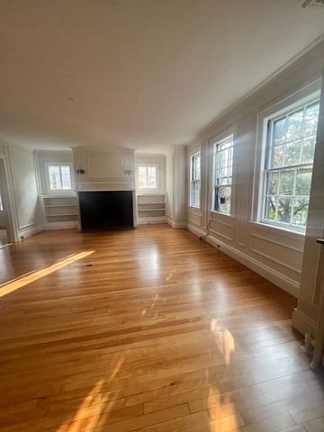 67 Green St 67, Brookline, MA 02446