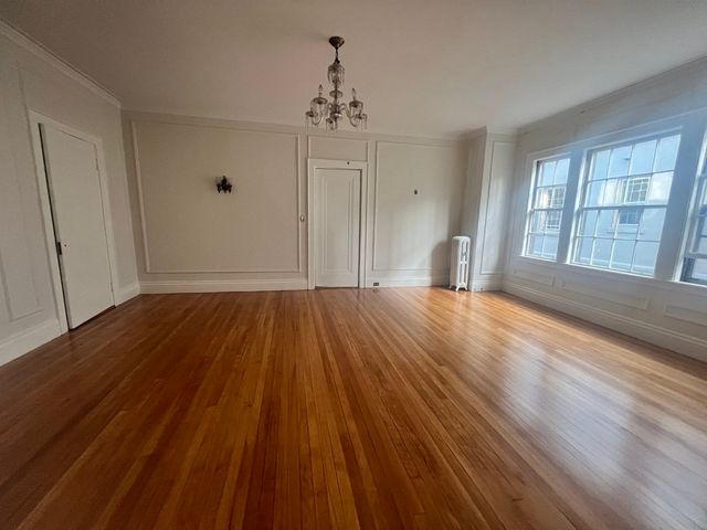 67 Green St 67, Brookline, MA 02446