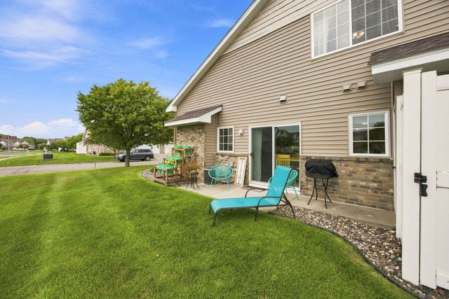 17530 Gillette Way 7052, Lakeville, MN 55044