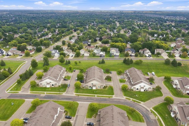 17530 Gillette Way 7052, Lakeville, MN 55044