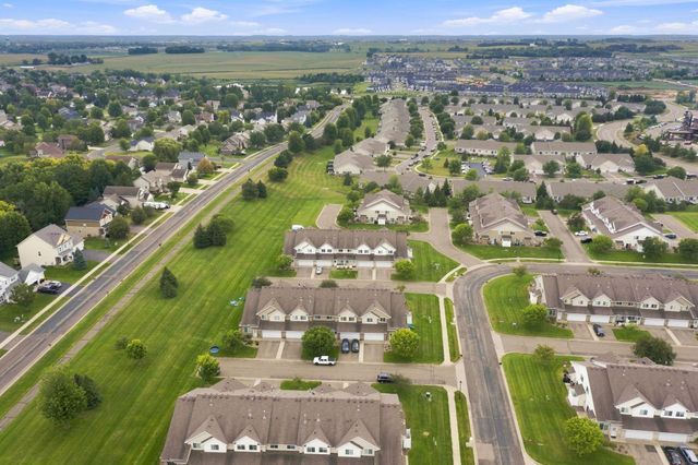 17530 Gillette Way 7052, Lakeville, MN 55044