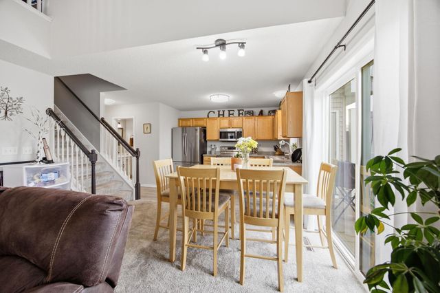 17530 Gillette Way 7052, Lakeville, MN 55044