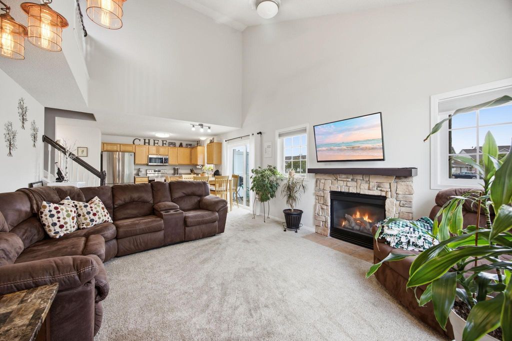 17530 Gillette Way 7052, Lakeville, MN 55044 — photo 5