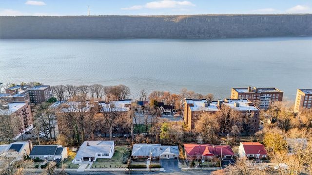 43 Arthur Place, Yonkers, NY 10701
