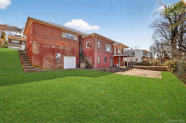 43 Arthur Place, Yonkers, NY 10701