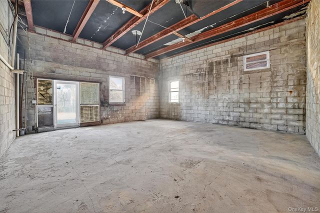 43 Arthur Place, Yonkers, NY 10701