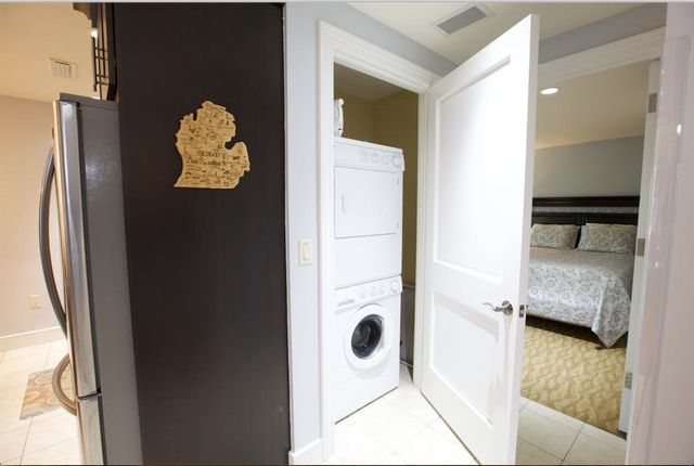 1941 US-131 N, East Bay Twp, MI 49686