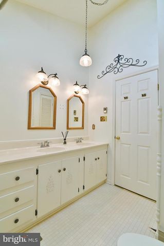 79 SUNSET CT, Edinburg, VA 22824