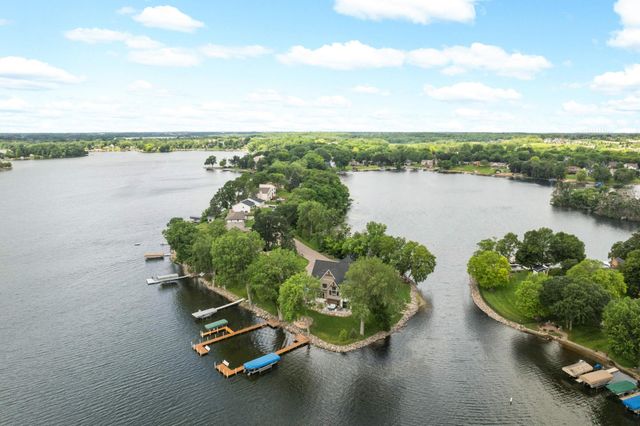3877 Island View Circle NW, Prior Lake, MN 55372