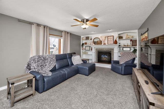 4507 48th Street, Des Moines, IA 50310