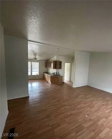 3560 Estes Park Drive, Las Vegas, NV 89122