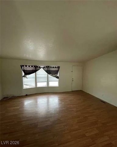 3560 Estes Park Drive, Las Vegas, NV 89122